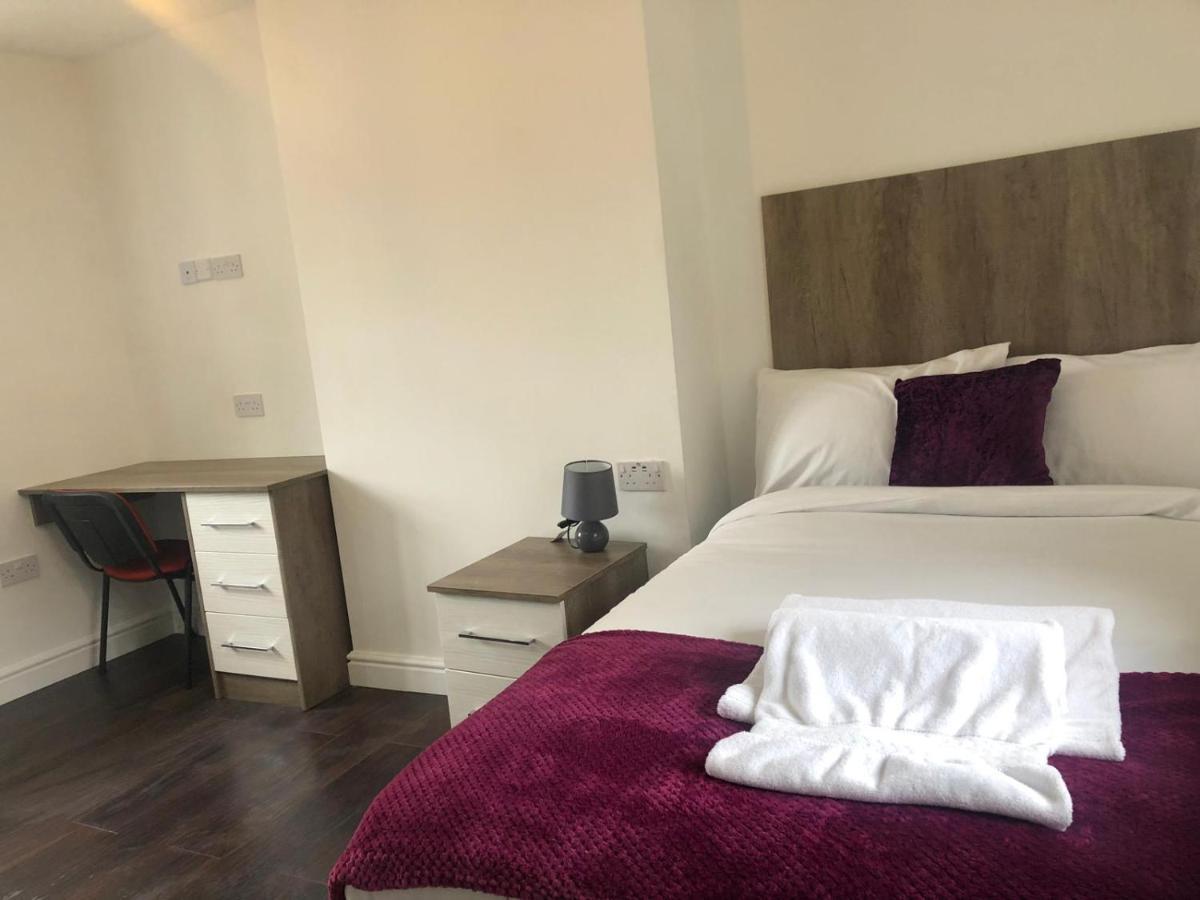 Luxury Lavish Studio Apartments Le1 Лестър Екстериор снимка